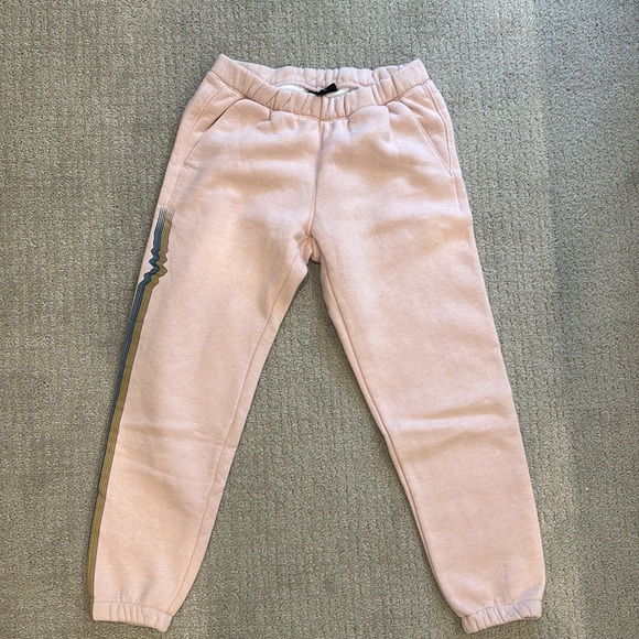 Patagonia Matching Sweats - Picture 6 of 8